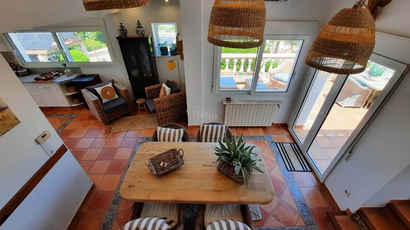 4 quarto Moradia para venda em Denia com piscina garagem - 699 000 € (Ref: 9177495)