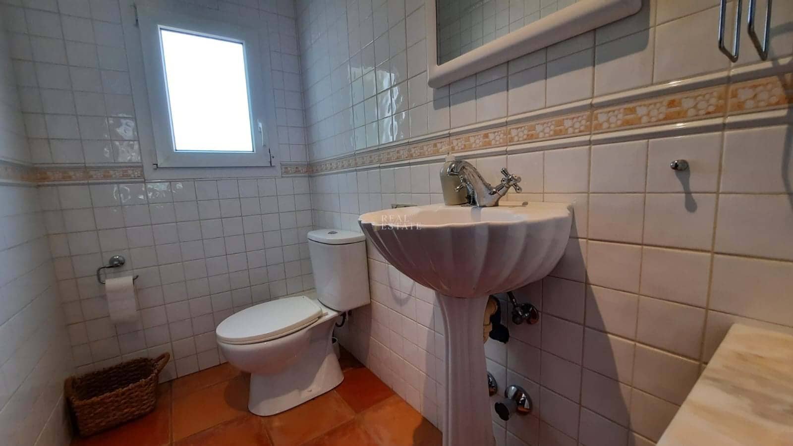 4 quarto Moradia para venda em Denia com piscina garagem - 699 000 € (Ref: 9177495)