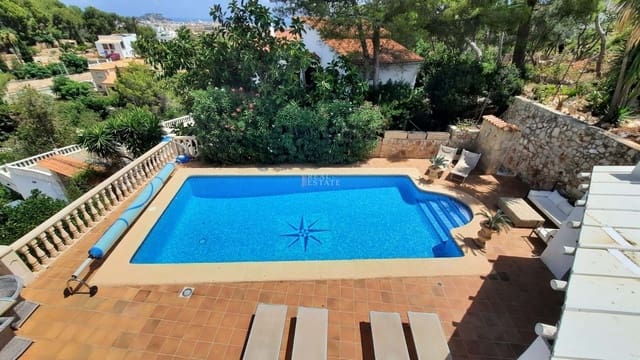 4 quarto Moradia para venda em Dénia com piscina garagem - 699 000 € (Ref: 9177495)