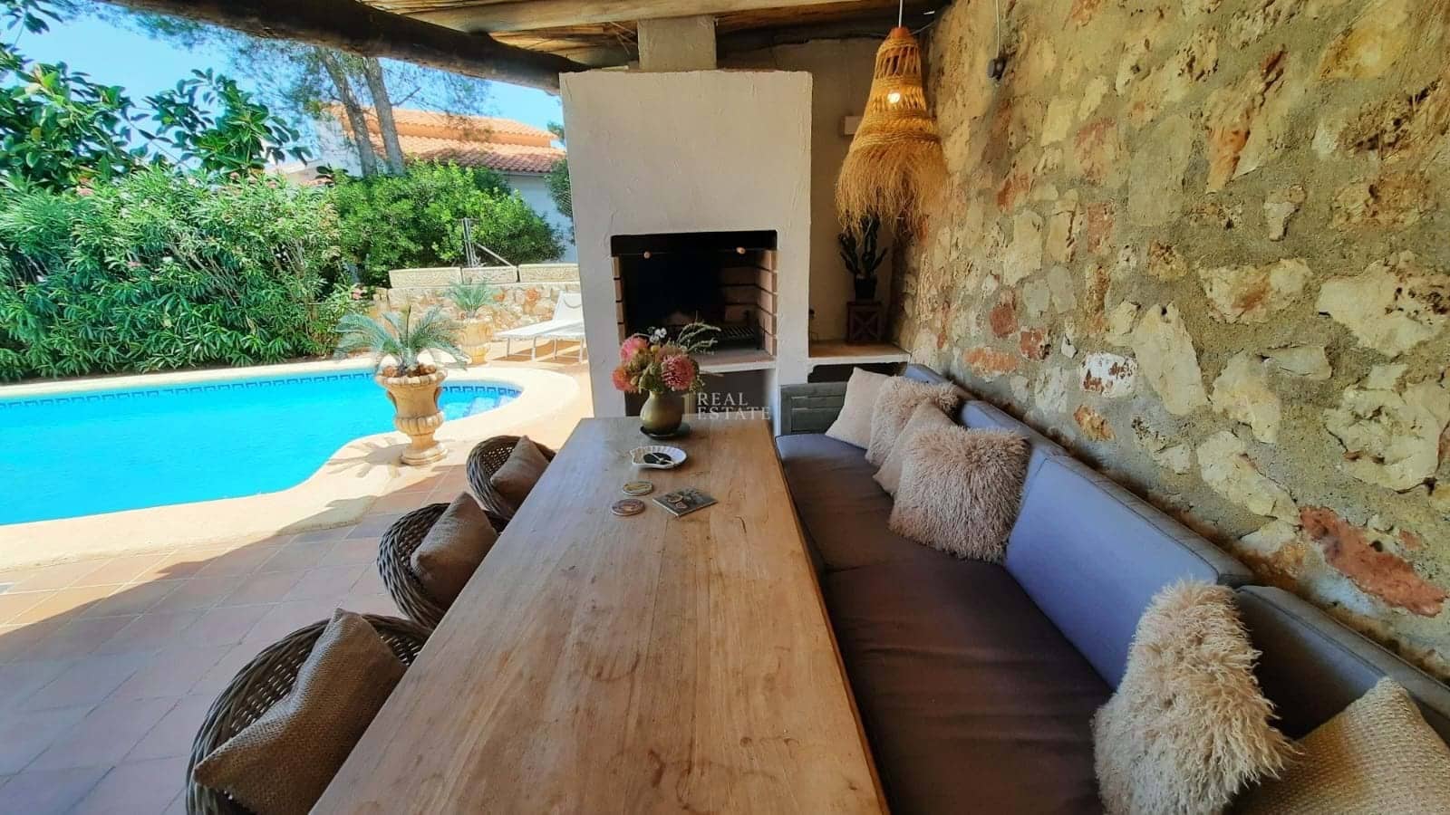 4 quarto Moradia para venda em Denia com piscina garagem - 699 000 € (Ref: 9177495)