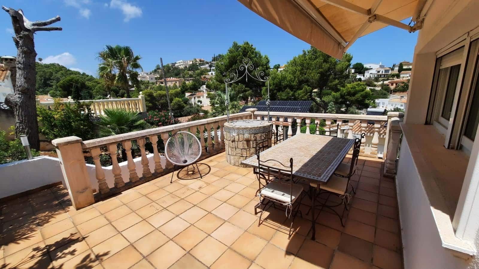 4 quarto Moradia para venda em Denia com piscina garagem - 699 000 € (Ref: 9177495)