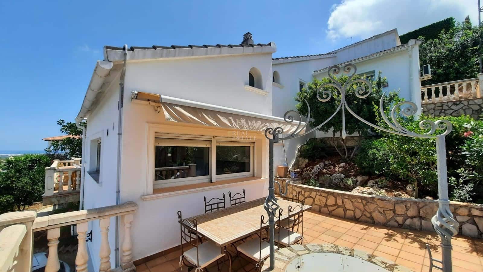 4 quarto Moradia para venda em Denia com piscina garagem - 699 000 € (Ref: 9177495)