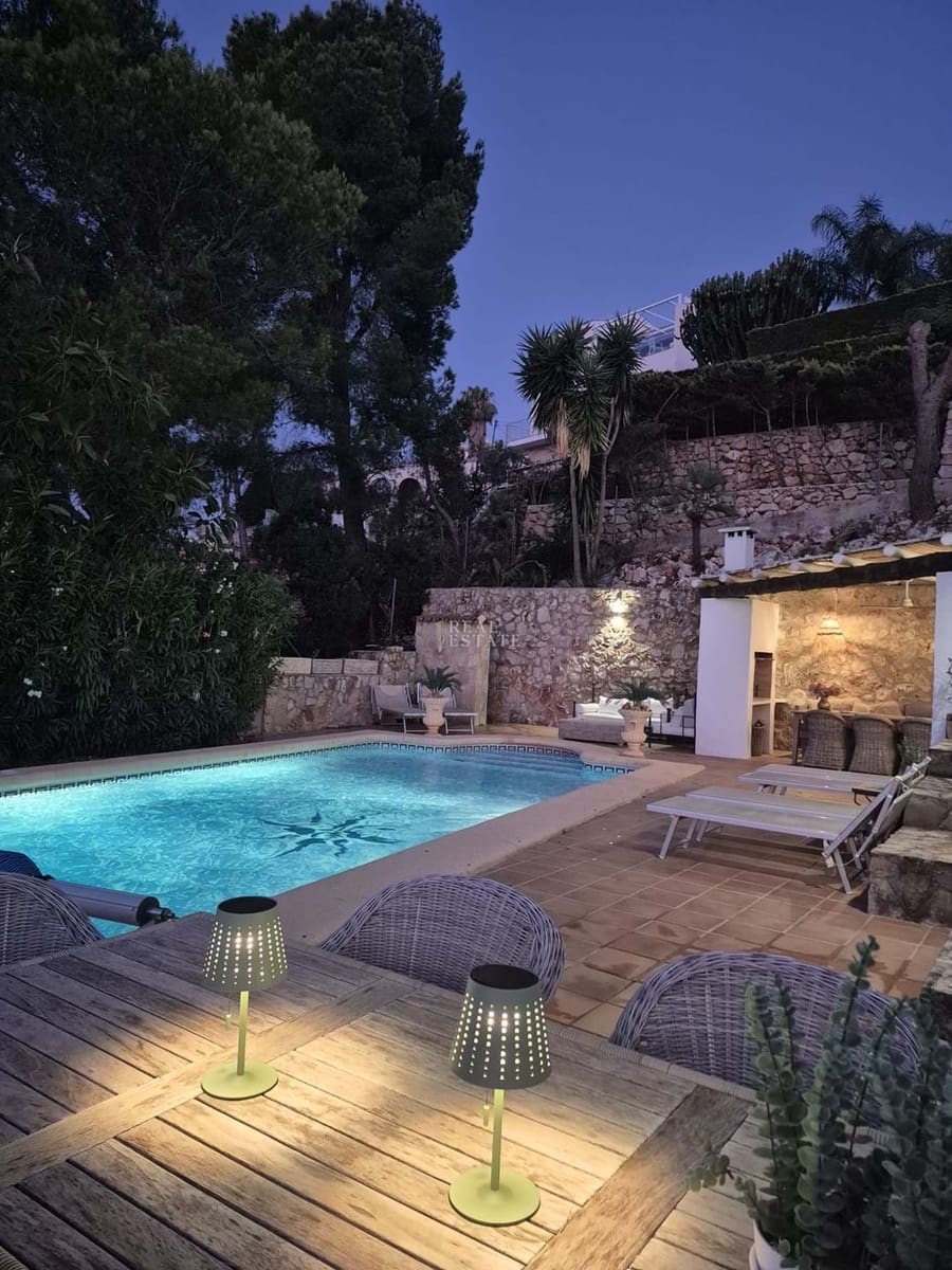 4 quarto Moradia para venda em Denia com piscina garagem - 699 000 € (Ref: 9177495)