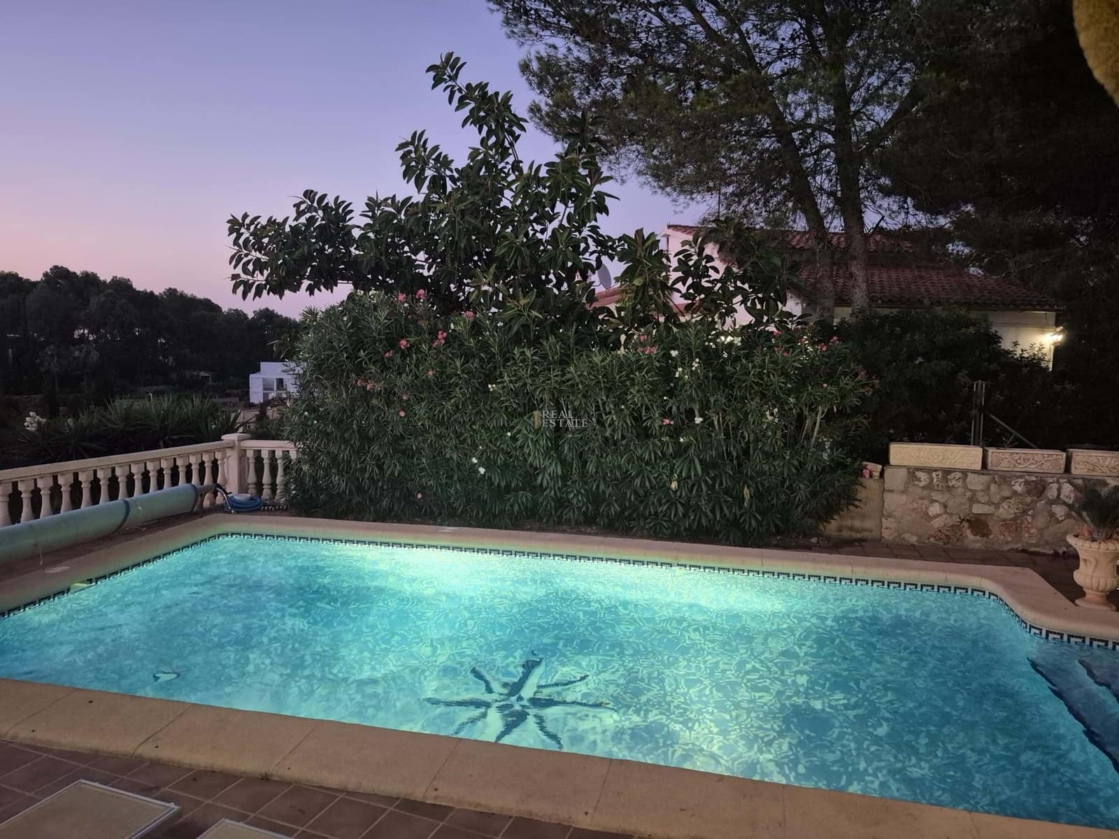 4 quarto Moradia para venda em Denia com piscina garagem - 699 000 € (Ref: 9177495)