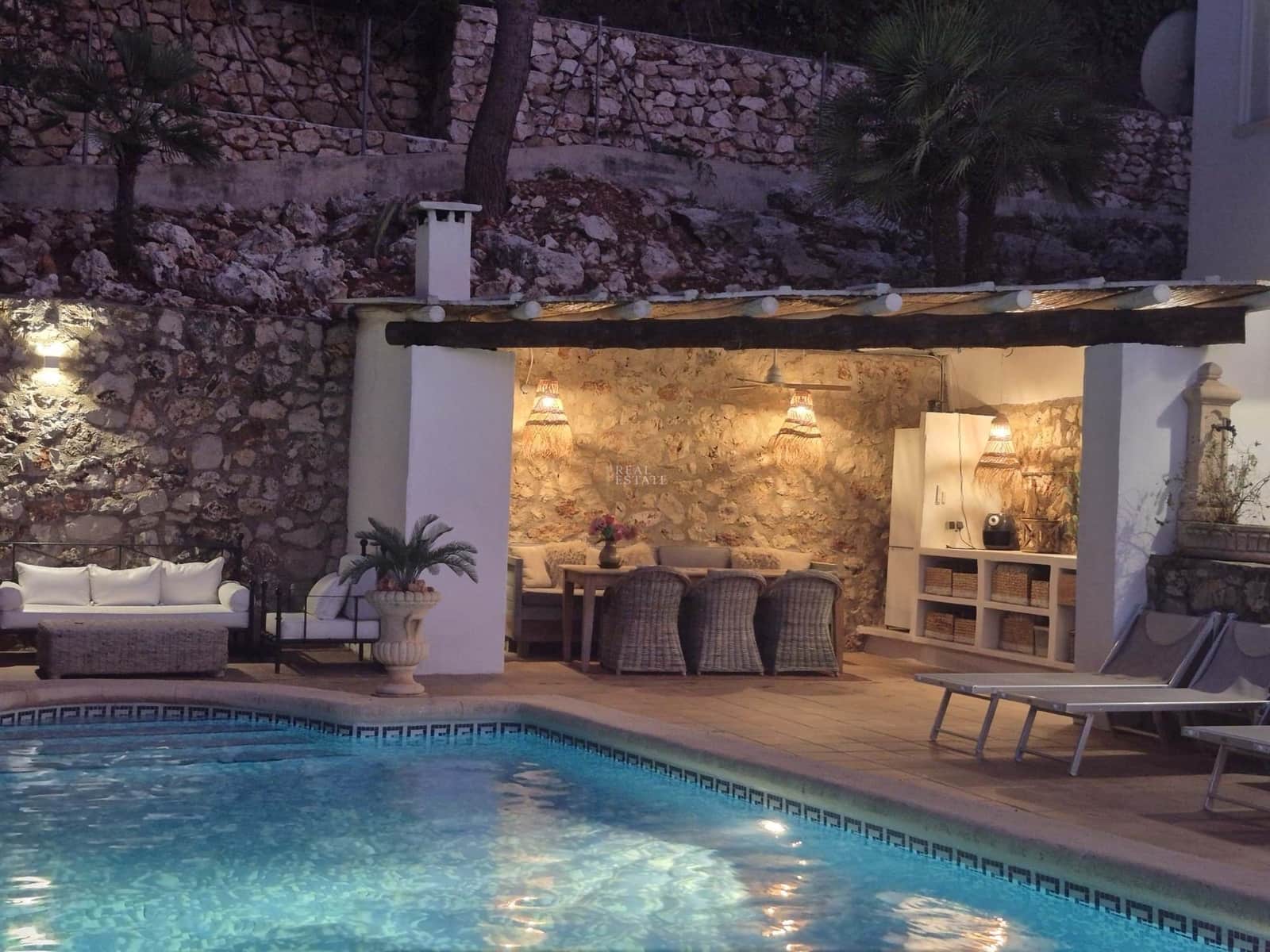 4 quarto Moradia para venda em Denia com piscina garagem - 699 000 € (Ref: 9177495)