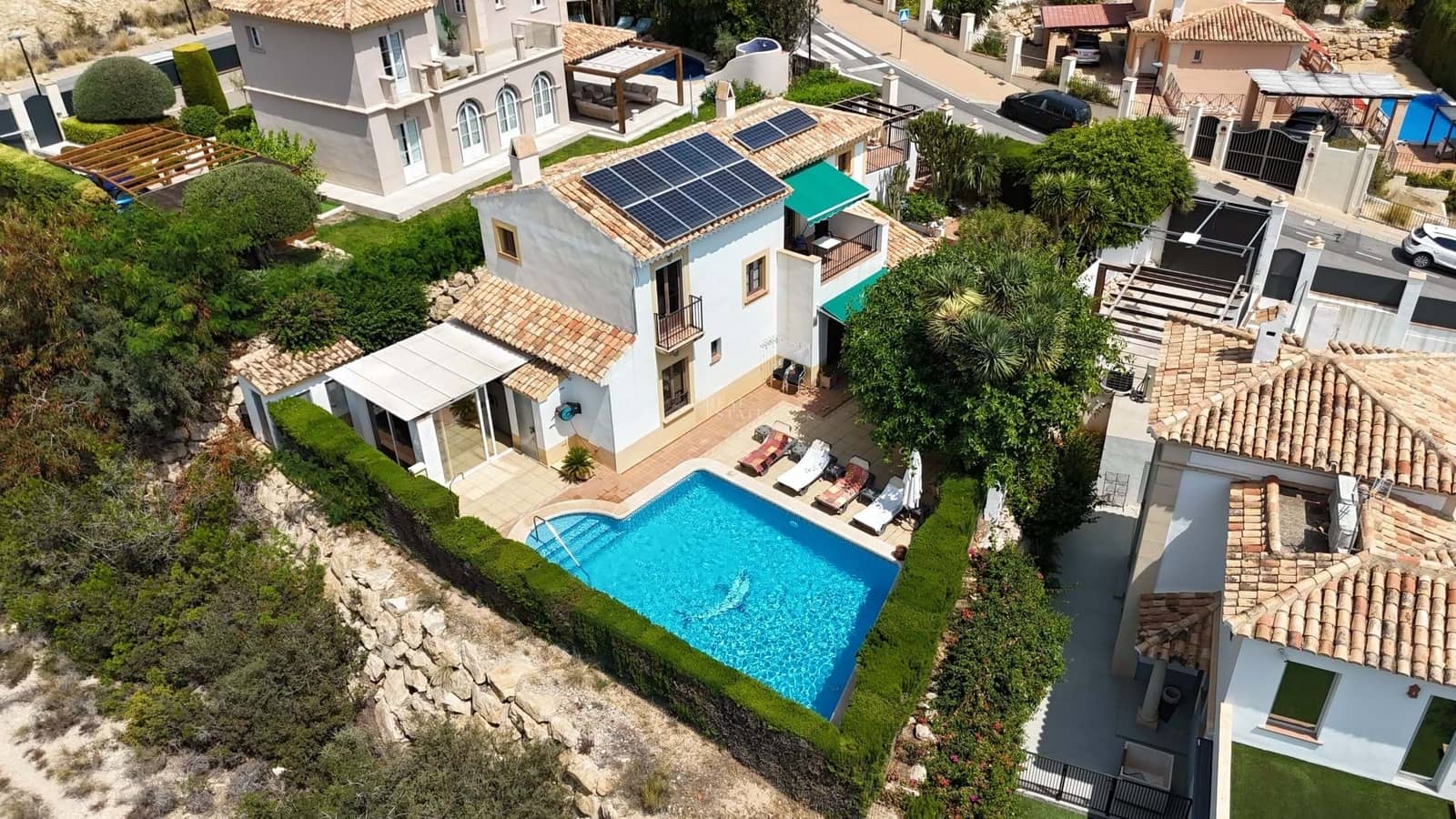 3 bedroom Villa for sale in Finestrat with pool - € 699,950 (Ref: 9180439)