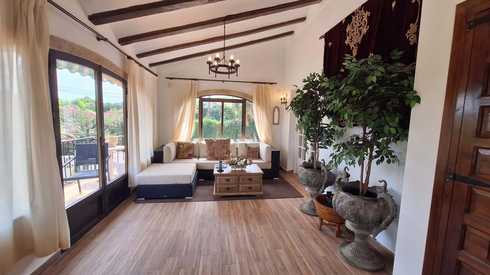 4 bedroom Villa for sale in Javea / Xabia with pool - € 875,000 (Ref: 9191970)