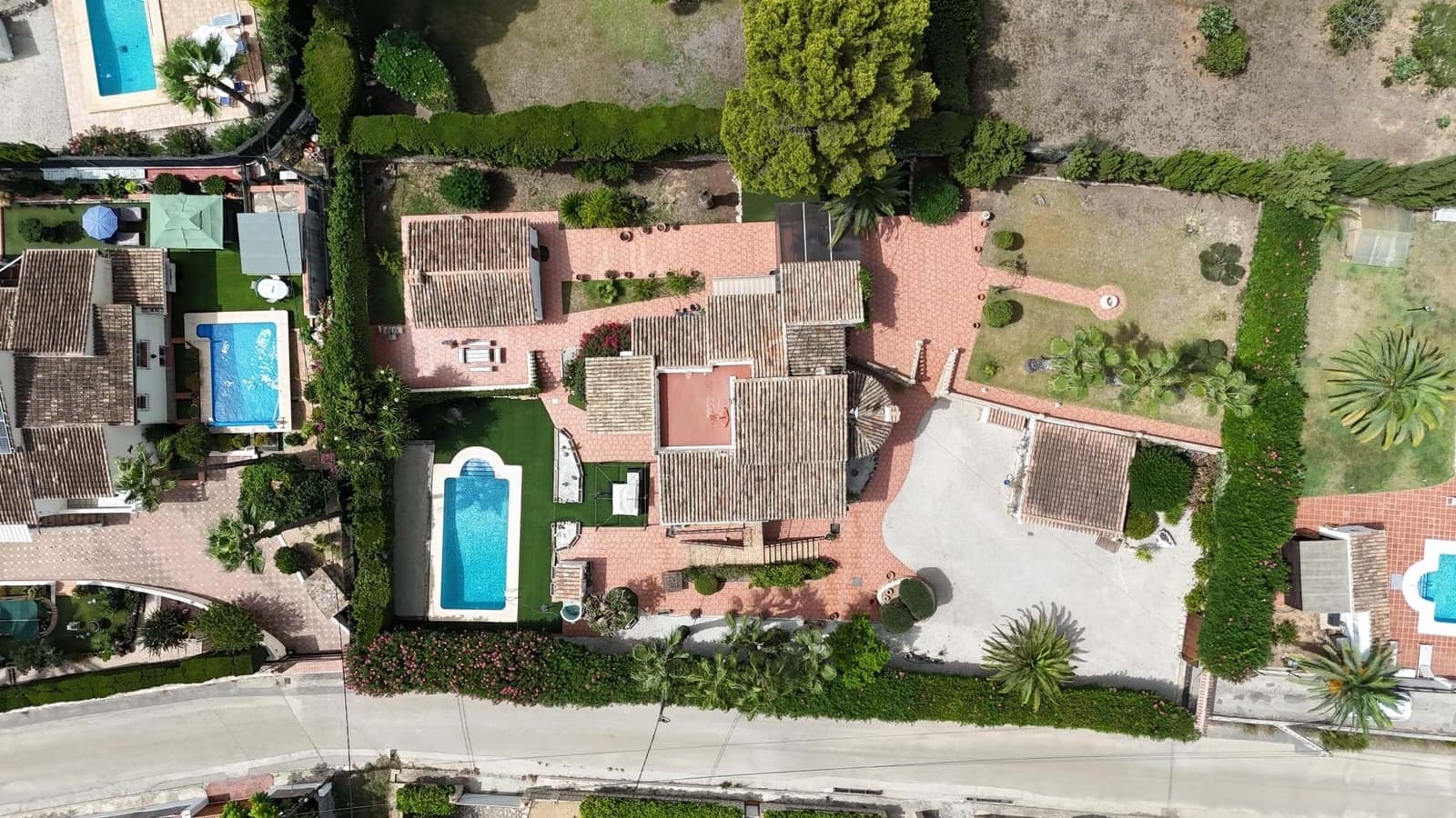 4 bedroom Villa for sale in Javea / Xabia with pool - € 875,000 (Ref: 9191970)