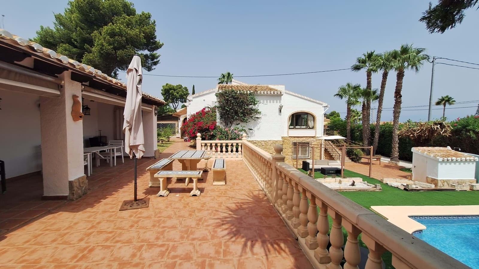 4 bedroom Villa for sale in Javea / Xabia with pool - € 875,000 (Ref: 9191970)