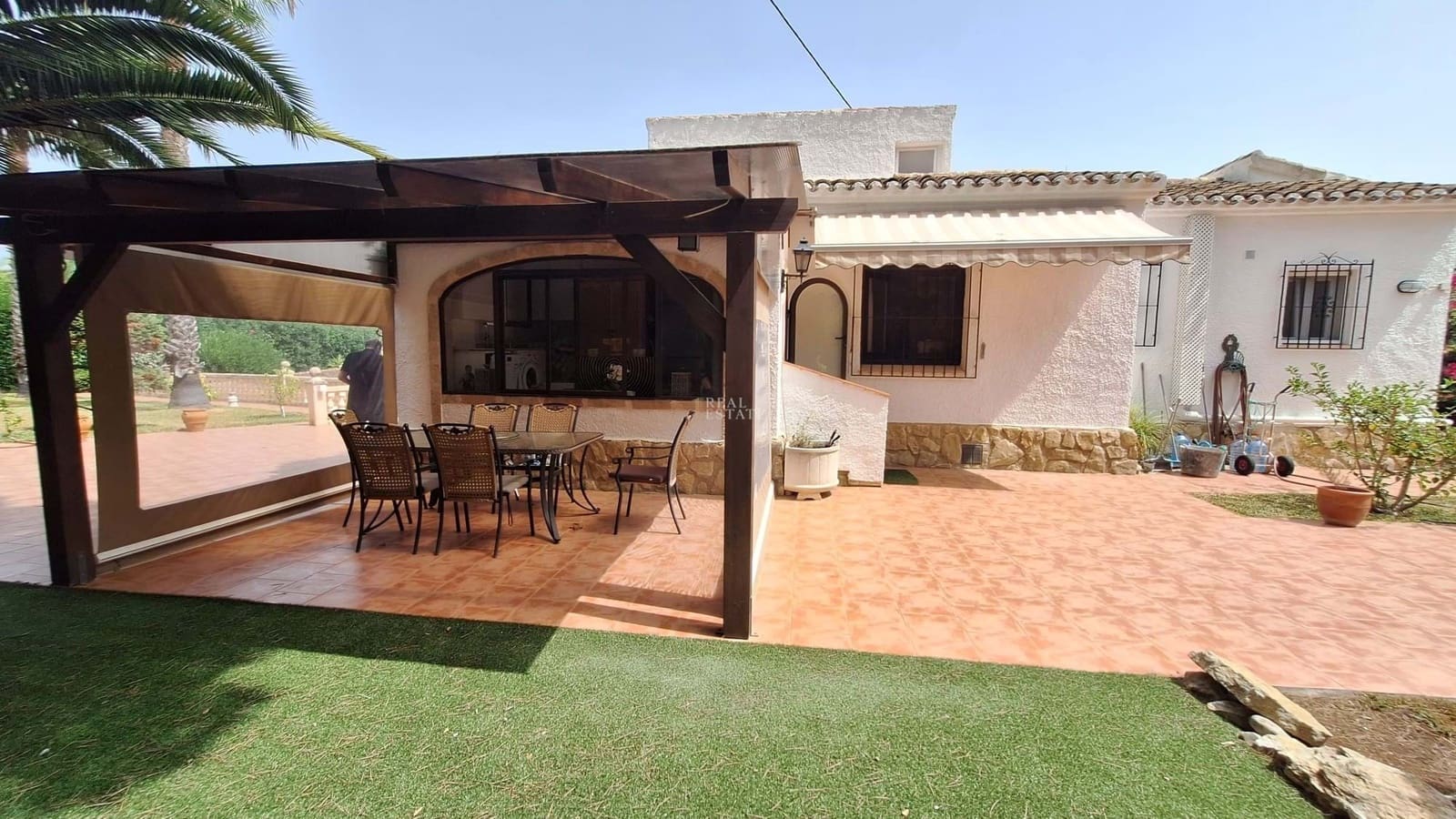 4 bedroom Villa for sale in Javea / Xabia with pool - € 875,000 (Ref: 9191970)