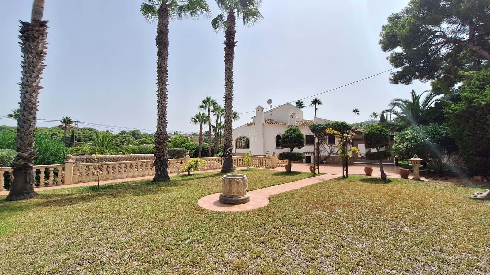 4 bedroom Villa for sale in Javea / Xabia with pool - € 875,000 (Ref: 9191970)