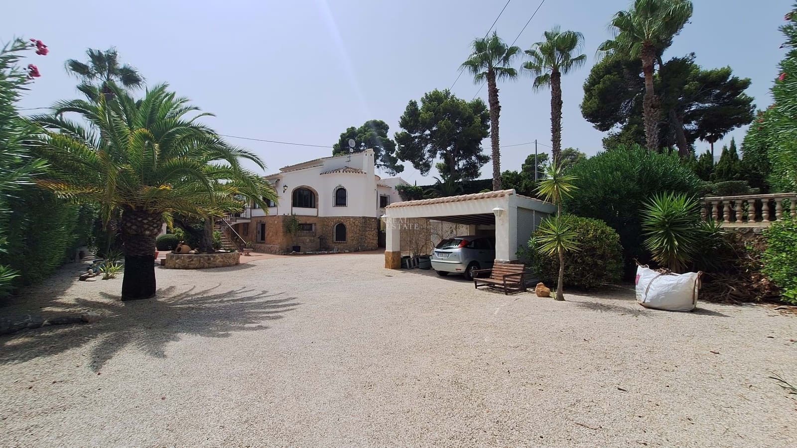 4 bedroom Villa for sale in Javea / Xabia with pool - € 875,000 (Ref: 9191970)