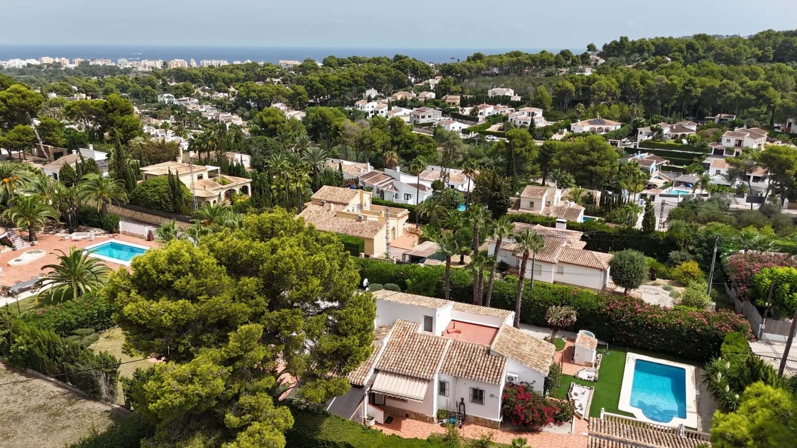 4 bedroom Villa for sale in Javea / Xabia with pool - € 875,000 (Ref: 9191970)