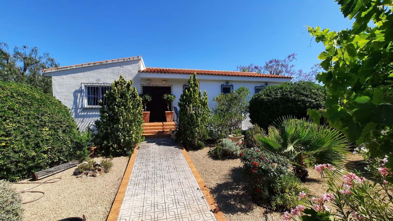 4 Zimmer Villa zu verkaufen in Alfaz del Pi / L'Alfas del Pi mit Pool Garage - 595.000 € (Ref: 9210592)