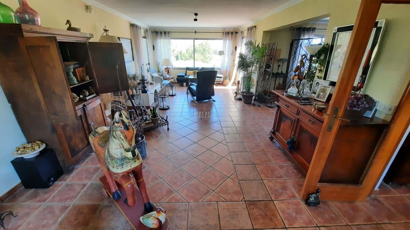 4 Zimmer Villa zu verkaufen in Alfaz del Pi / L'Alfas del Pi mit Pool Garage - 595.000 € (Ref: 9210592)