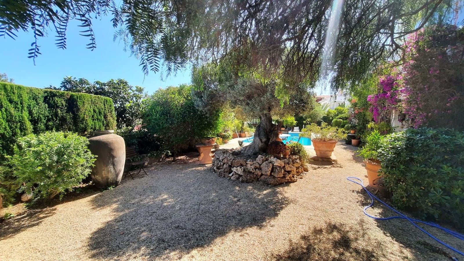 4 Zimmer Villa zu verkaufen in Alfaz del Pi / L'Alfas del Pi mit Pool Garage - 595.000 € (Ref: 9210592)