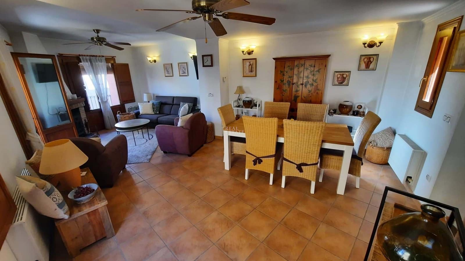 2 Zimmer Haus zu verkaufen in Orba mit Garage - 275.000 € (Ref: 9230646)