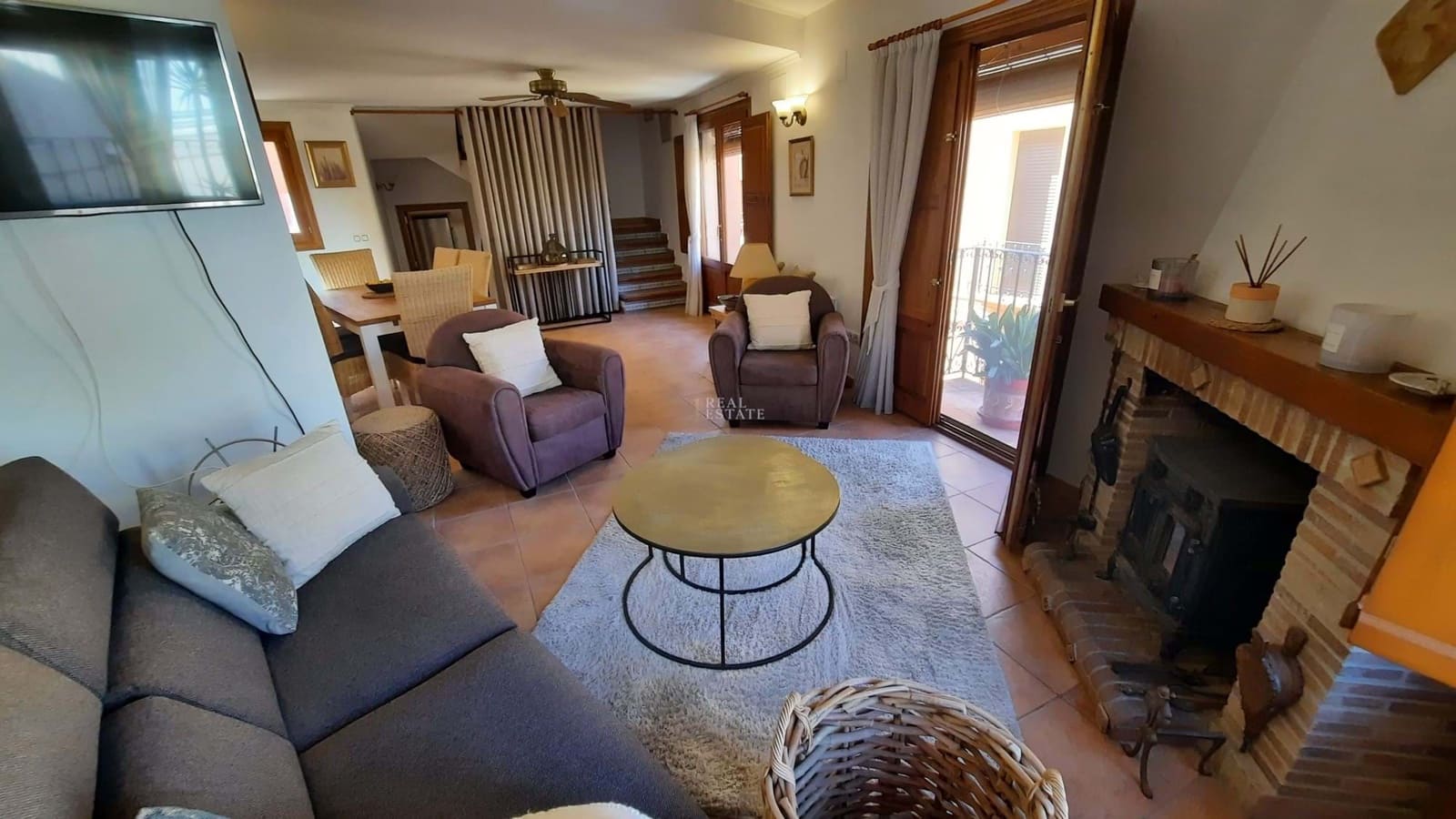 2 Zimmer Haus zu verkaufen in Orba mit Garage - 275.000 € (Ref: 9230646)