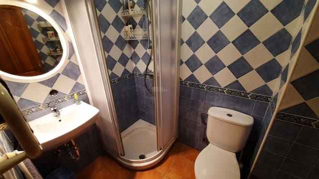 2 Zimmer Haus zu verkaufen in Orba mit Garage - 275.000 € (Ref: 9230646)