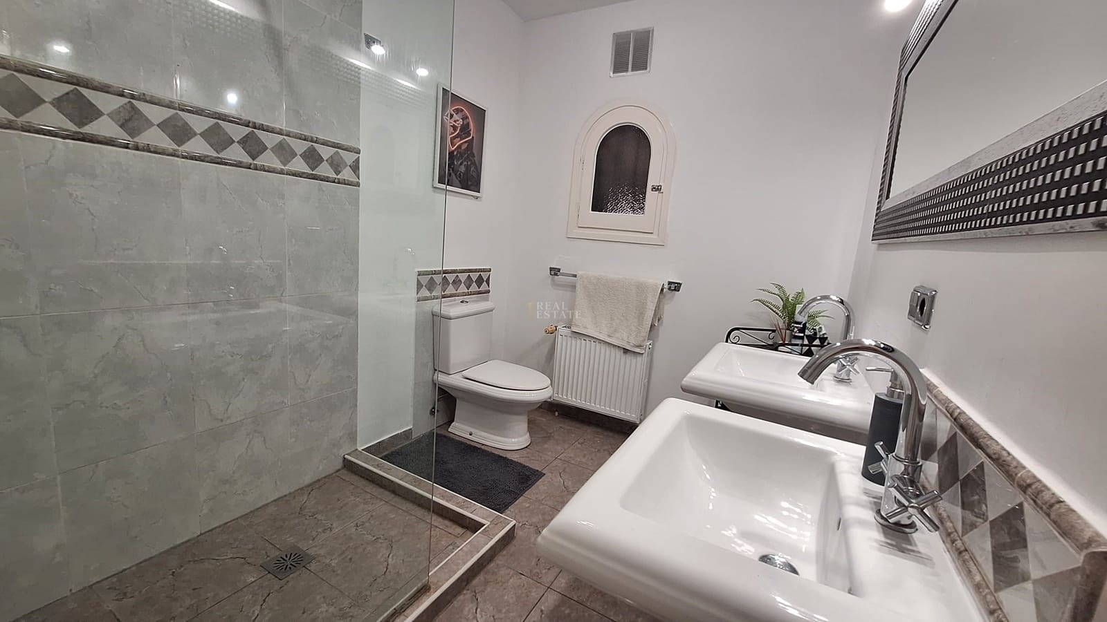 4 bedroom Villa for sale in Benissa with pool - € 699,950 (Ref: 9278798)