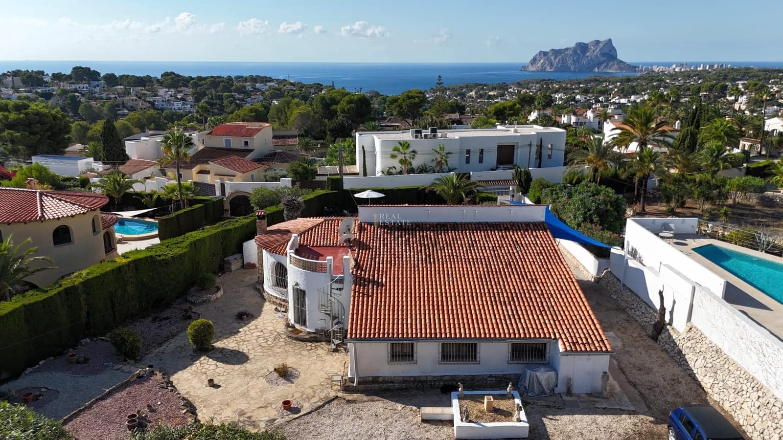4 bedroom Villa for sale in Benissa with pool - € 699,950 (Ref: 9278798)