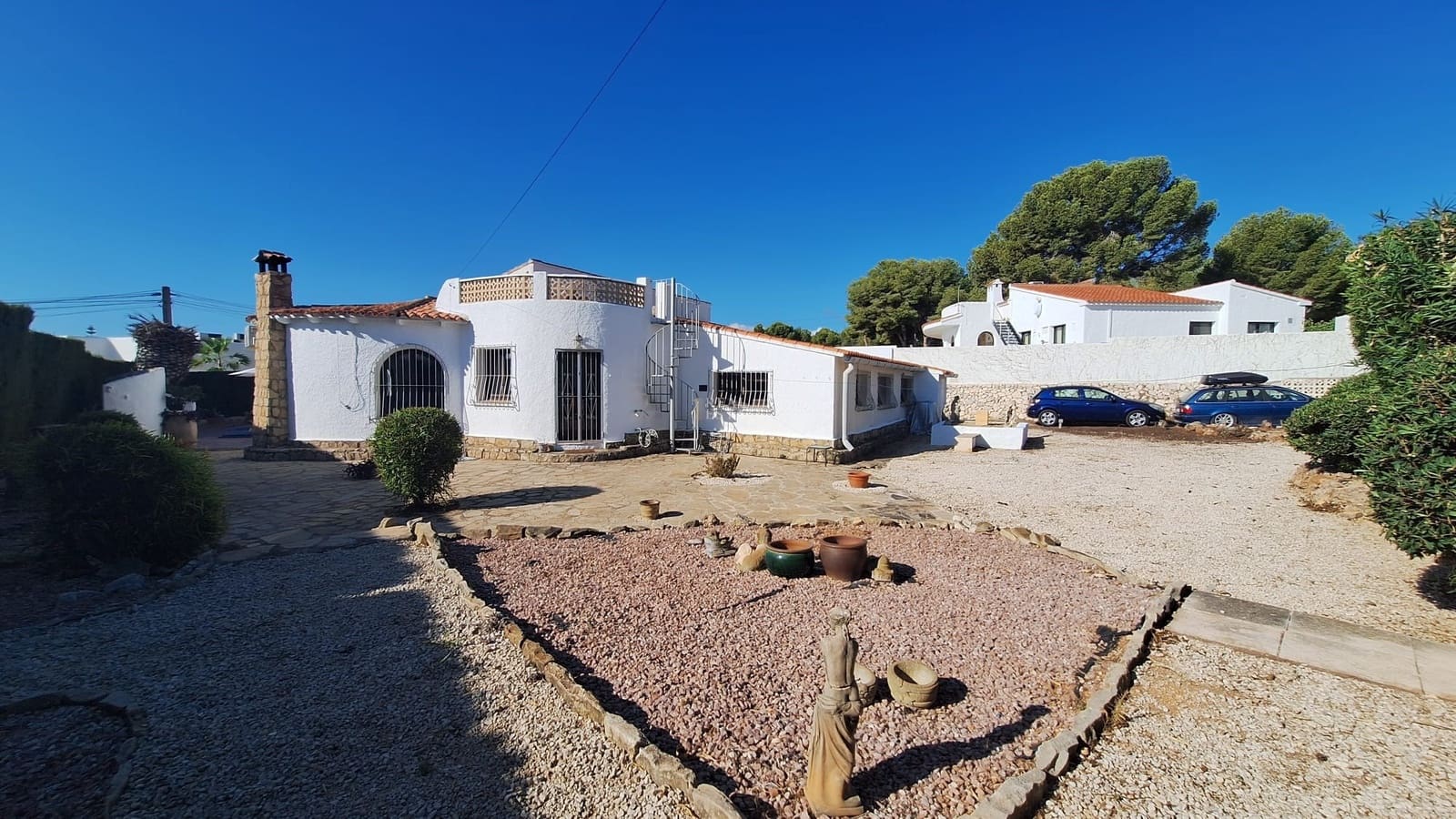 4 bedroom Villa for sale in Benissa with pool - € 699,950 (Ref: 9278798)