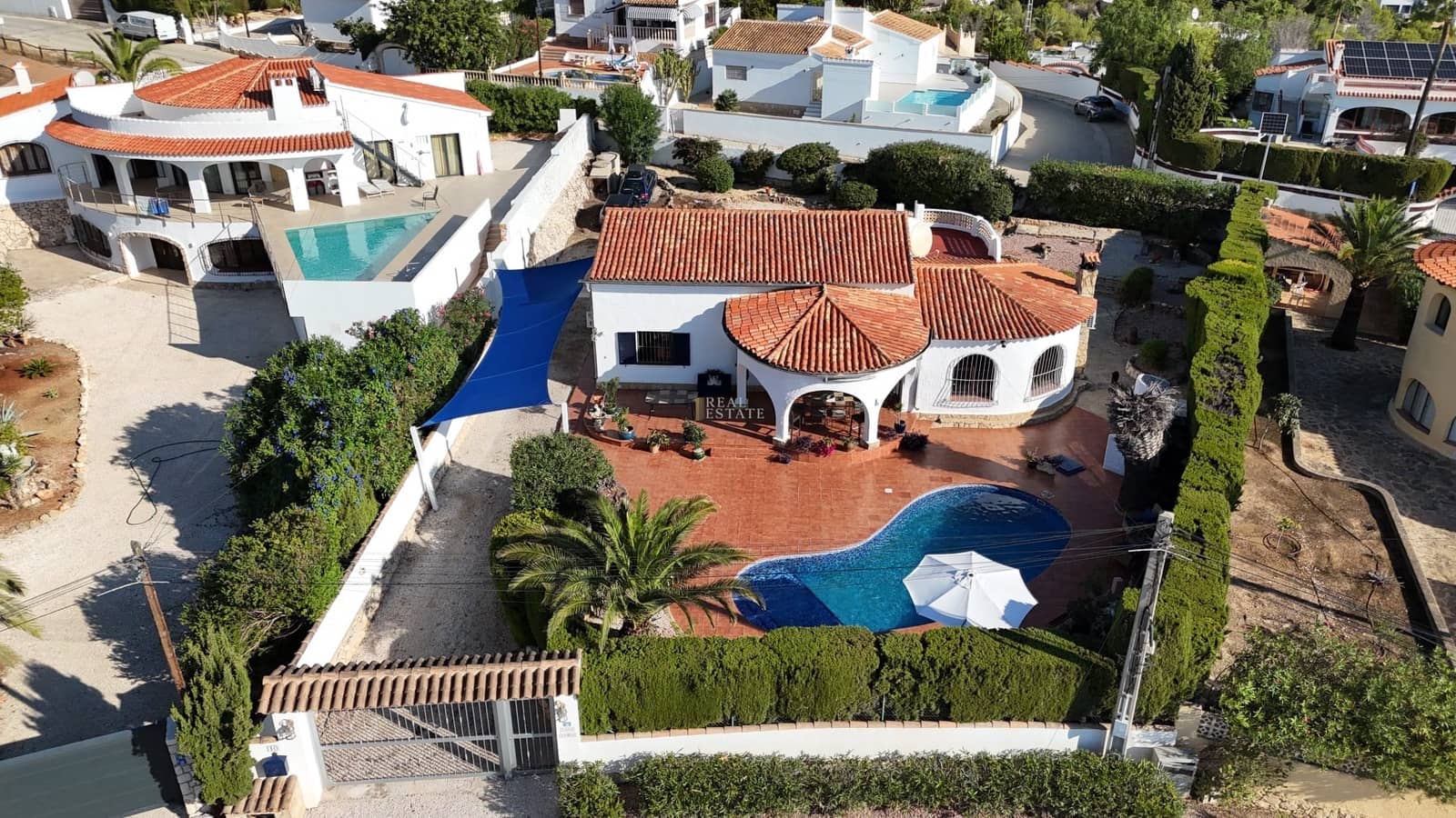 4 bedroom Villa for sale in Benissa with pool - € 699,950 (Ref: 9278798)