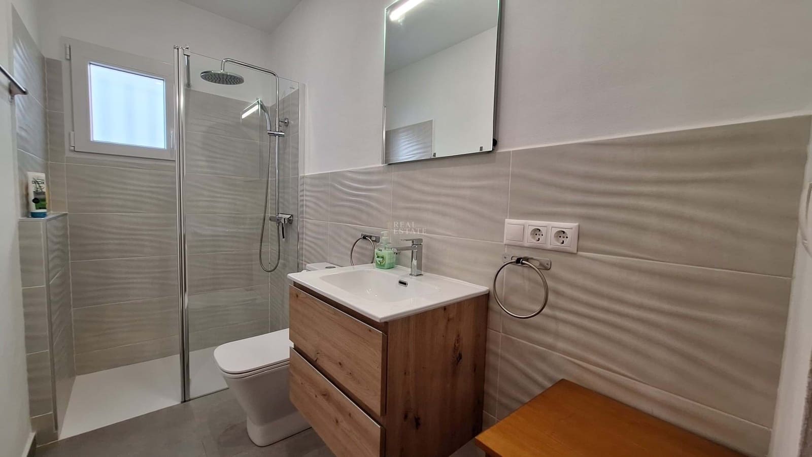 2 soveværelse Villa til salg i Oliva med garage - € 259.950 (Ref: 9309414)