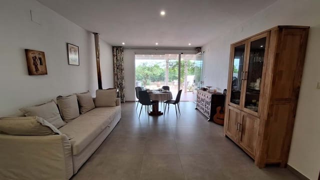 2 Zimmer Villa zu verkaufen in Oliva mit Garage - 259.950 € (Ref: 9309414)