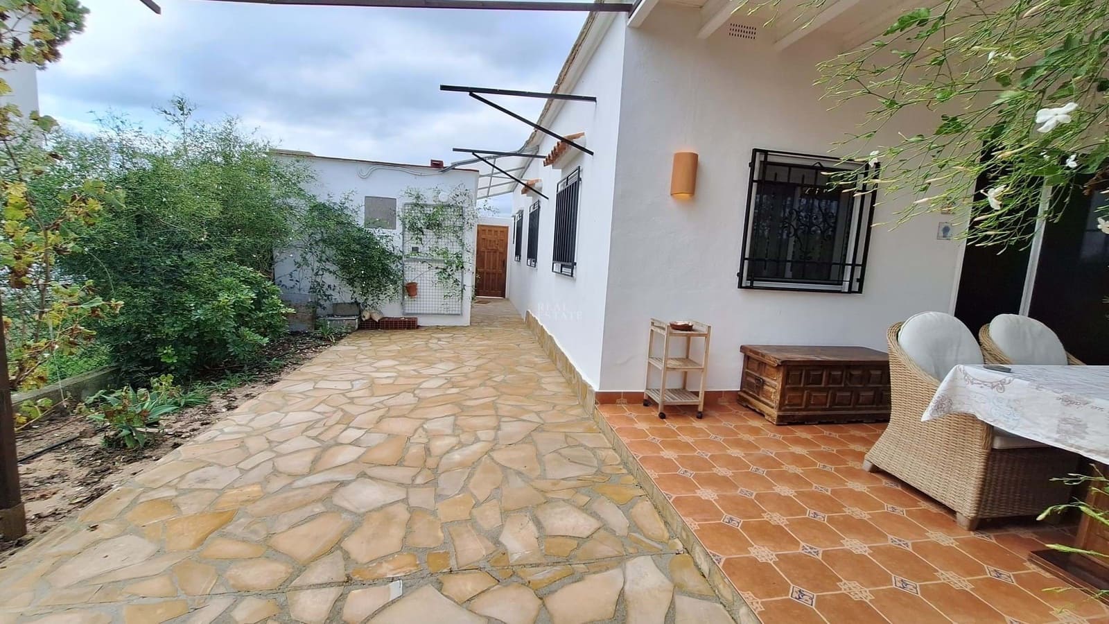 2 soveværelse Villa til salg i Oliva med garage - € 259.950 (Ref: 9309414)