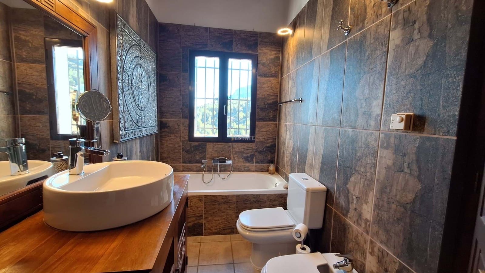 6 sovrum Villa till salu i Pego med pool - 565 000 € (Ref: 9345299)