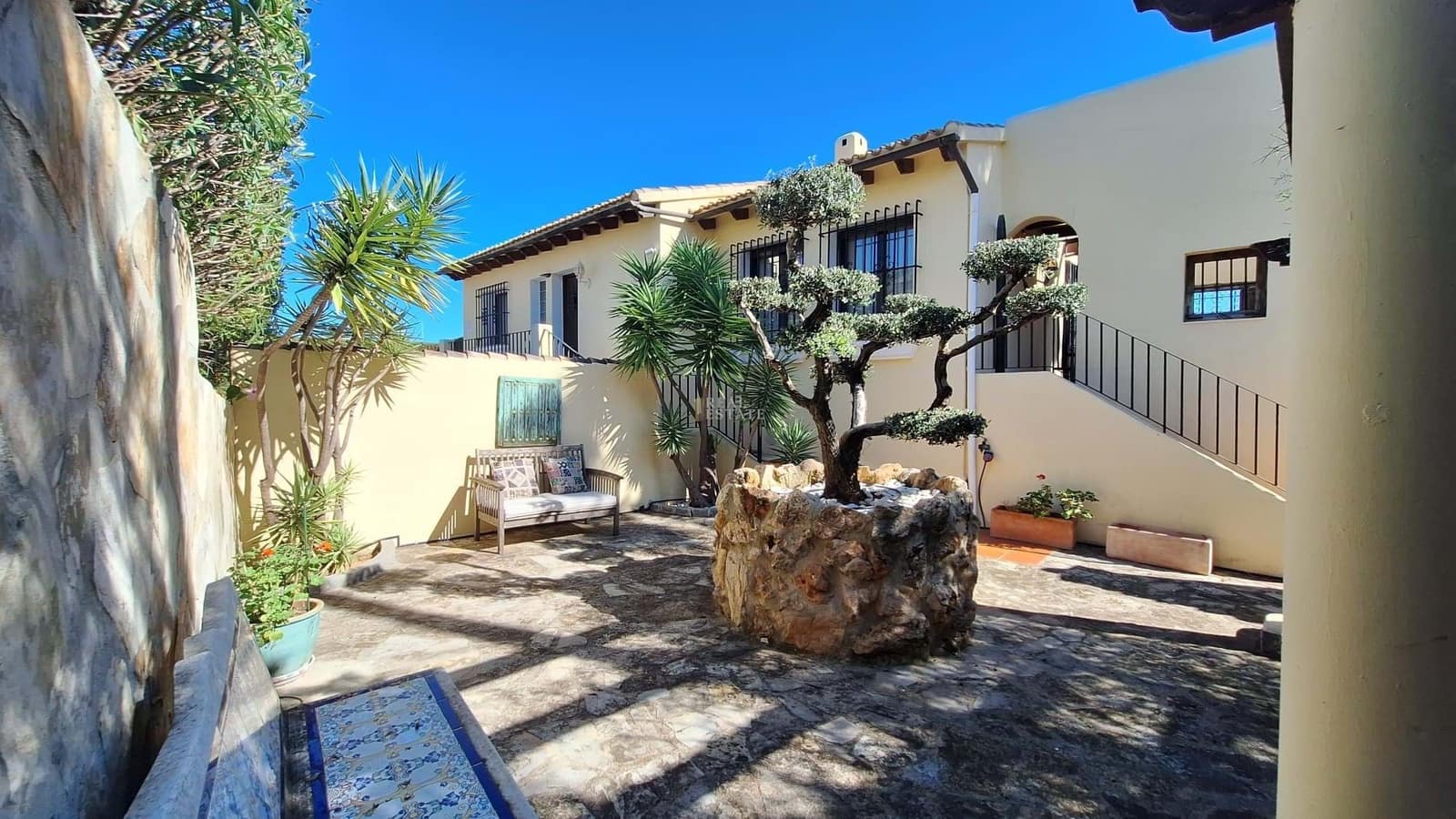 6 sovrum Villa till salu i Pego med pool - 565 000 € (Ref: 9345299)