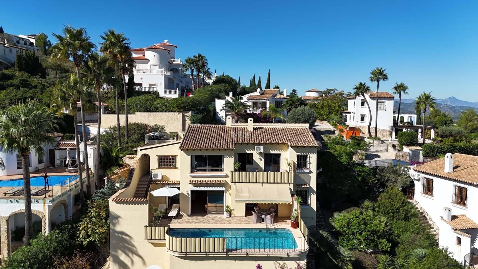 6 sovrum Villa till salu i Pego med pool - 565 000 € (Ref: 9345299)