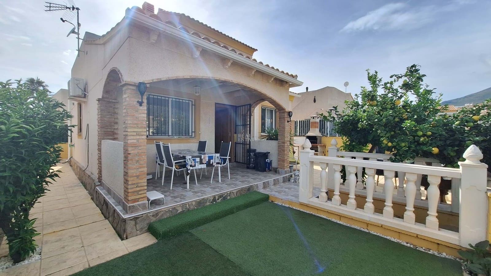 3 bedroom Villa for sale in Polop with pool - € 280,000 (Ref: 9356419)