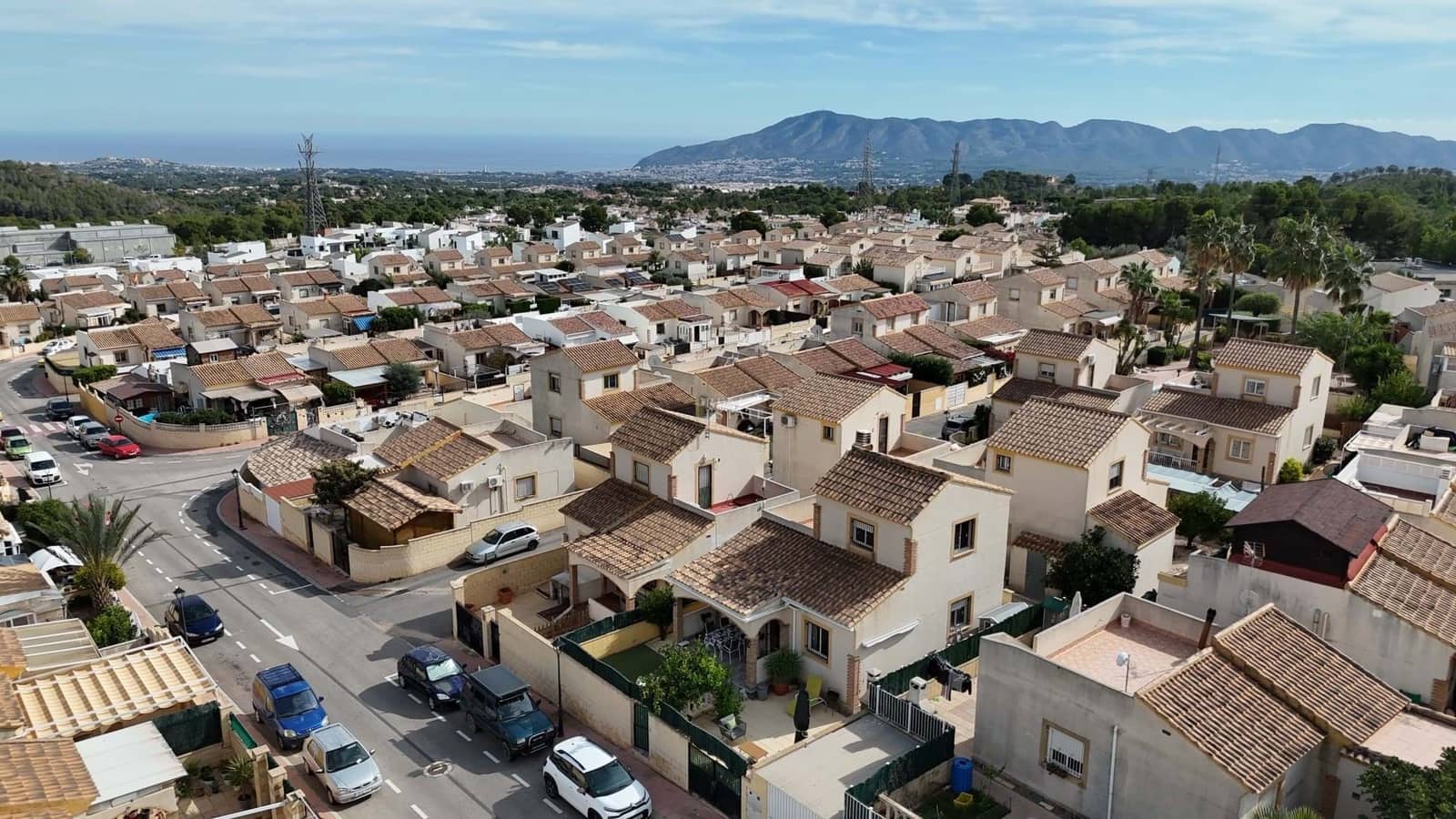 3 bedroom Villa for sale in Polop with pool - € 280,000 (Ref: 9356419)