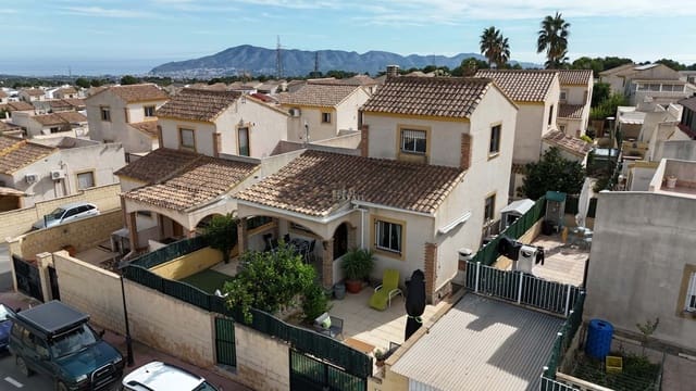 3 quarto Moradia para venda em Polop com piscina - 280 000 € (Ref: 9356419)