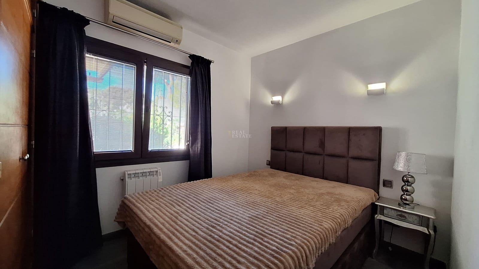 Chalet de 3 habitaciones en Moraira en venta con piscina - 575.000 € (Ref: 9371434)