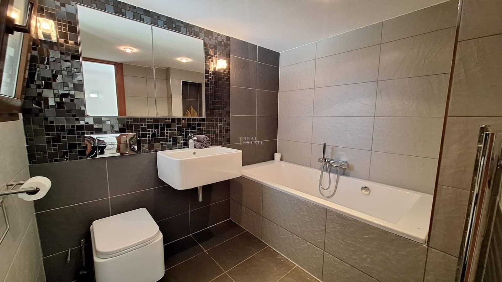 Chalet de 3 habitaciones en Moraira en venta con piscina - 575.000 € (Ref: 9371434)