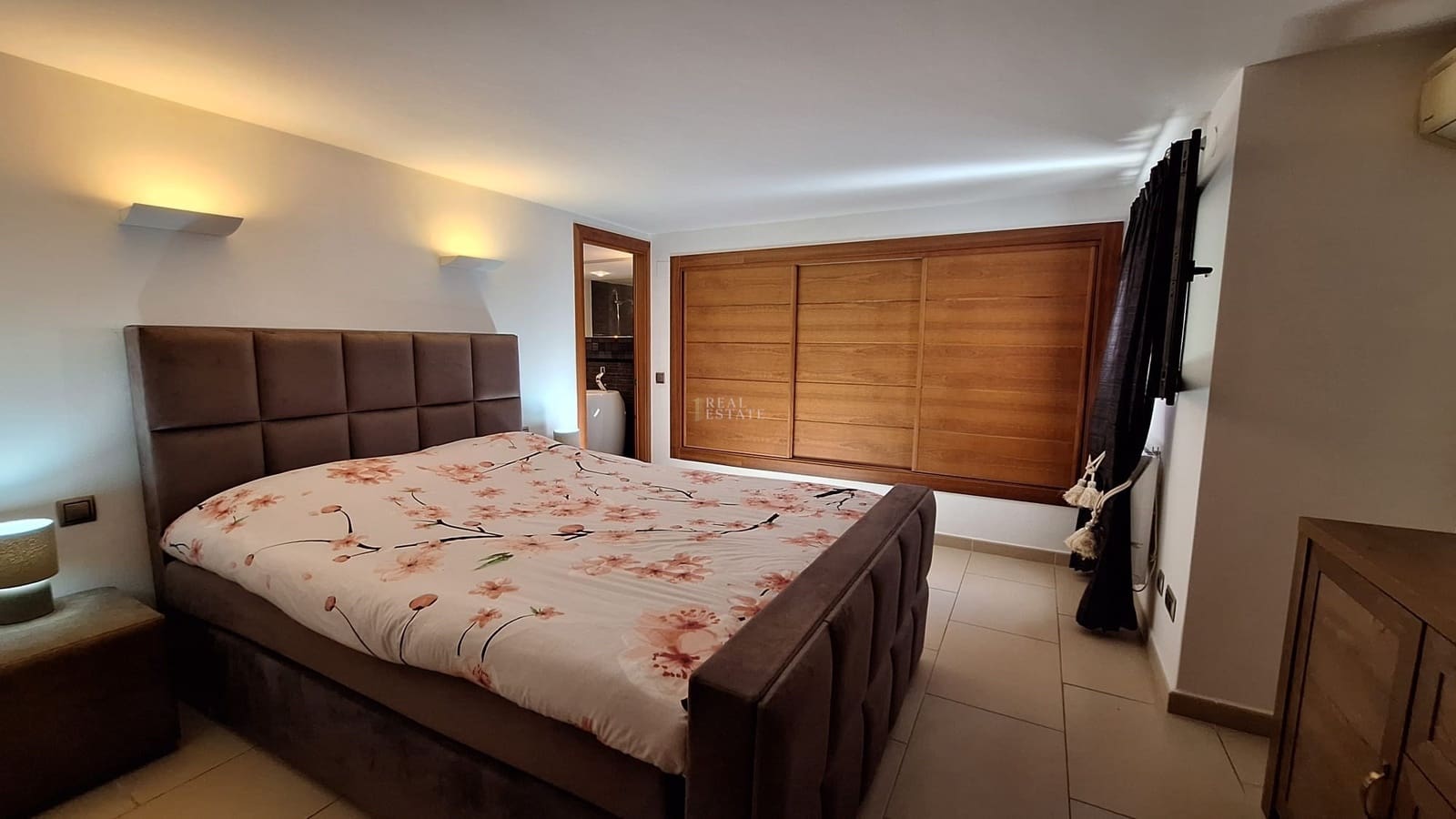 Chalet de 3 habitaciones en Moraira en venta con piscina - 575.000 € (Ref: 9371434)
