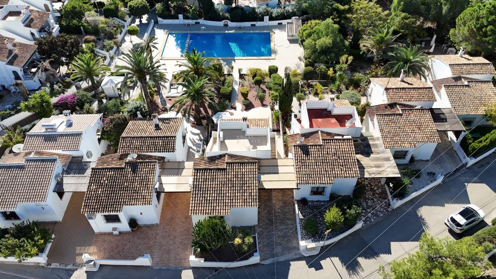 Chalet de 3 habitaciones en Moraira en venta con piscina - 575.000 € (Ref: 9371434)