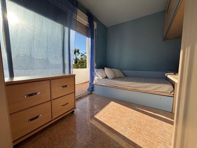 5 bedroom Townhouse for sale in El Campello with pool garage - € 485,000 (Ref: 9380754)