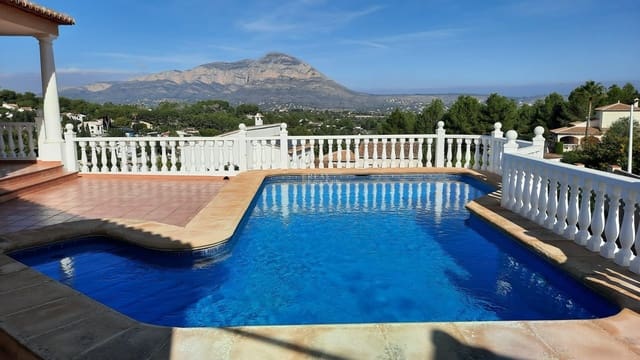 3 quarto Moradia para venda em Javea / Xàbia com piscina - 575 000 € (Ref: 9384879)