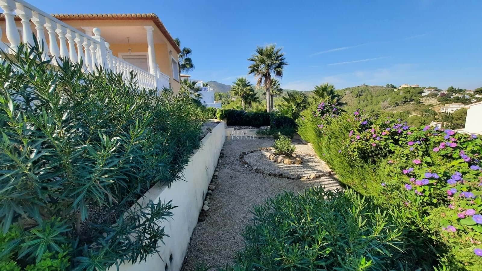 3 quarto Moradia para venda em Javea / Xabia com piscina - 575 000 € (Ref: 9384879)