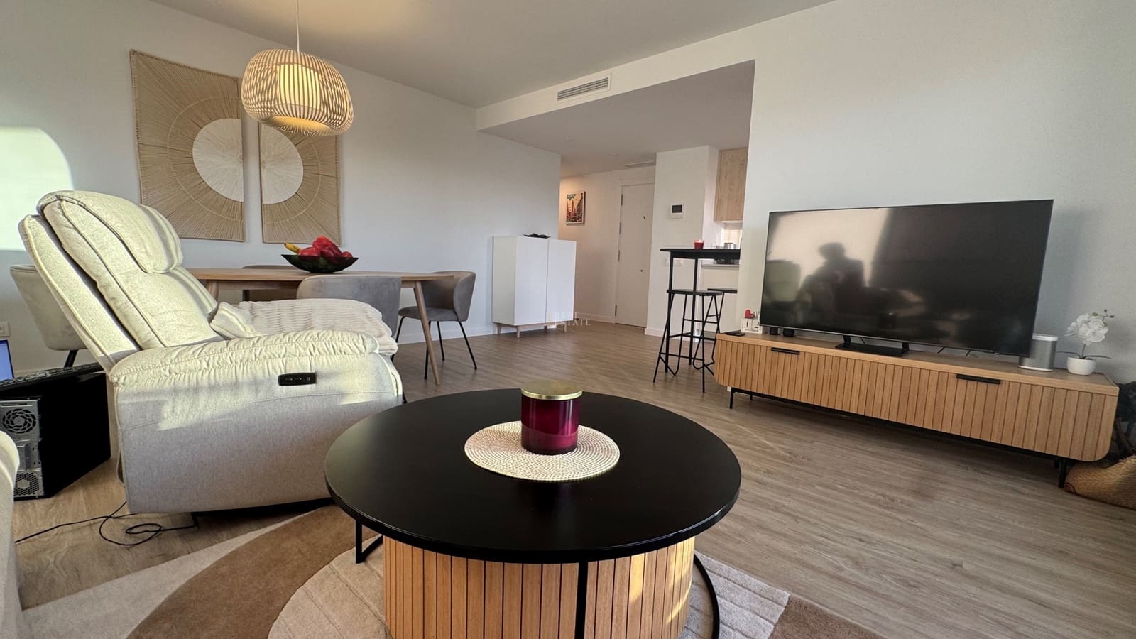 3 makuuhuone Huoneisto myytävänä paikassa Alicante kaupunki mukana uima-altaan 
autotalli - 425 000 € (Ref: 9386649)