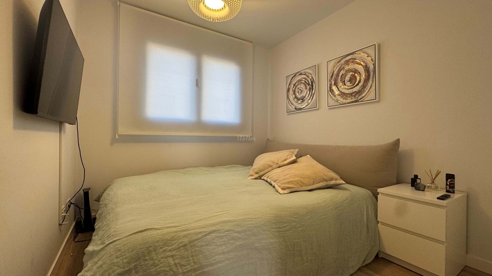 3 makuuhuone Huoneisto myytävänä paikassa Alicante kaupunki mukana uima-altaan 
autotalli - 425 000 € (Ref: 9386649)