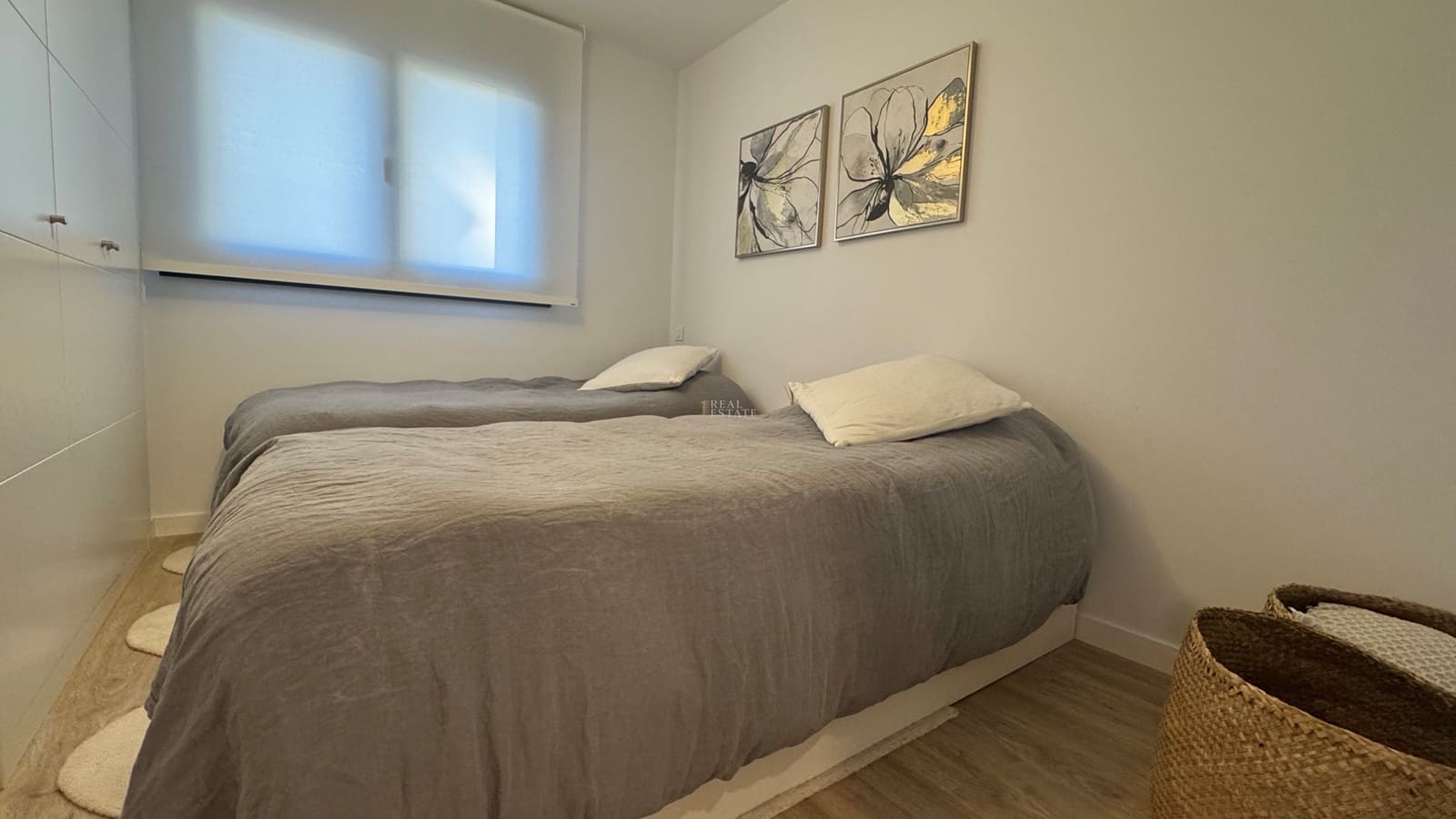 3 makuuhuone Huoneisto myytävänä paikassa Alicante kaupunki mukana uima-altaan 
autotalli - 425 000 € (Ref: 9386649)