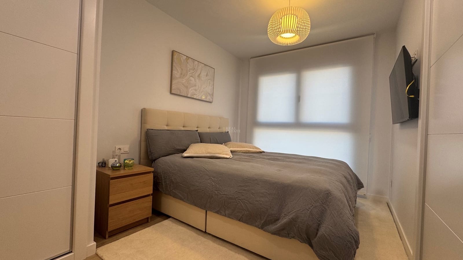 3 makuuhuone Huoneisto myytävänä paikassa Alicante kaupunki mukana uima-altaan 
autotalli - 425 000 € (Ref: 9386649)