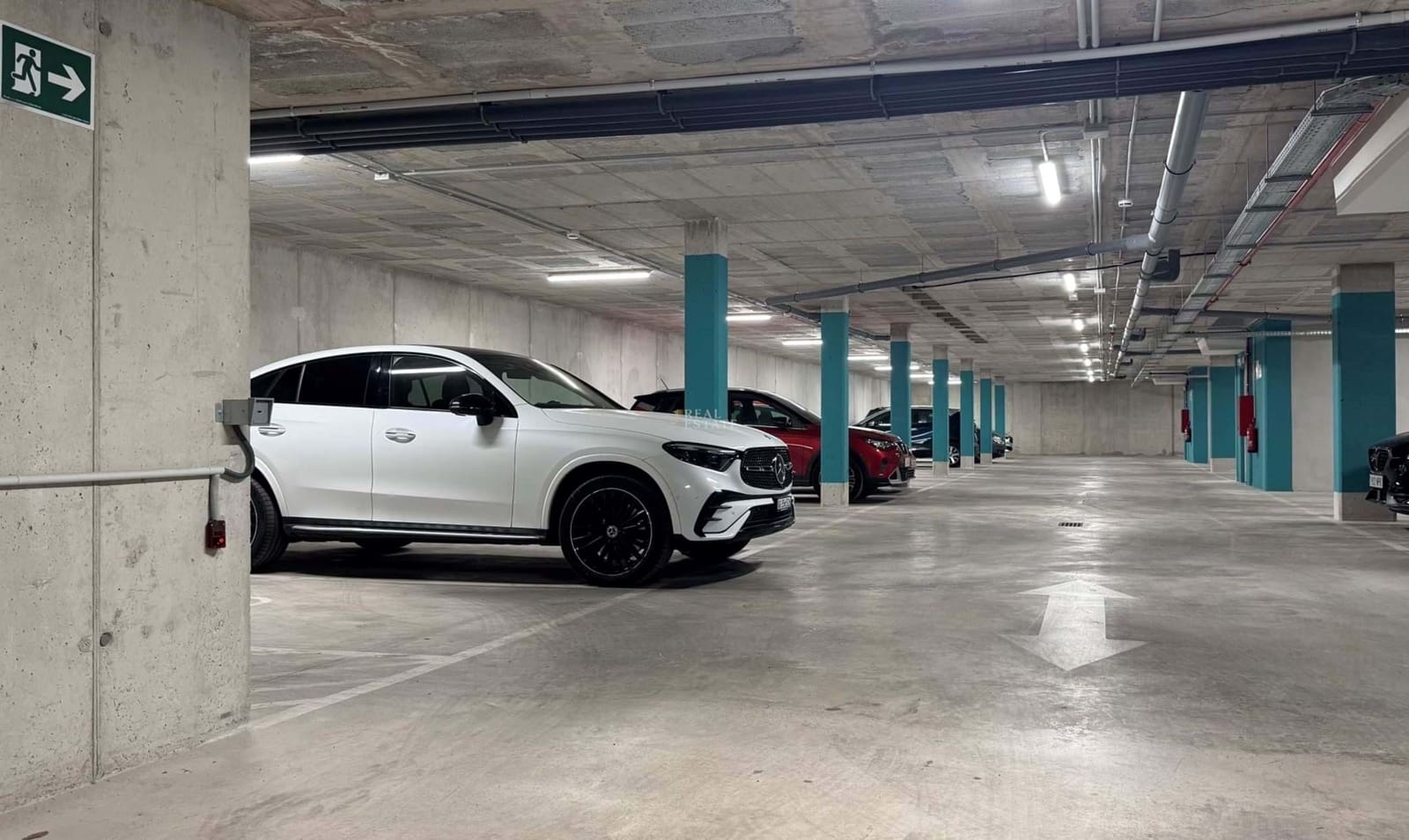 3 makuuhuone Huoneisto myytävänä paikassa Alicante kaupunki mukana uima-altaan 
autotalli - 425 000 € (Ref: 9386649)