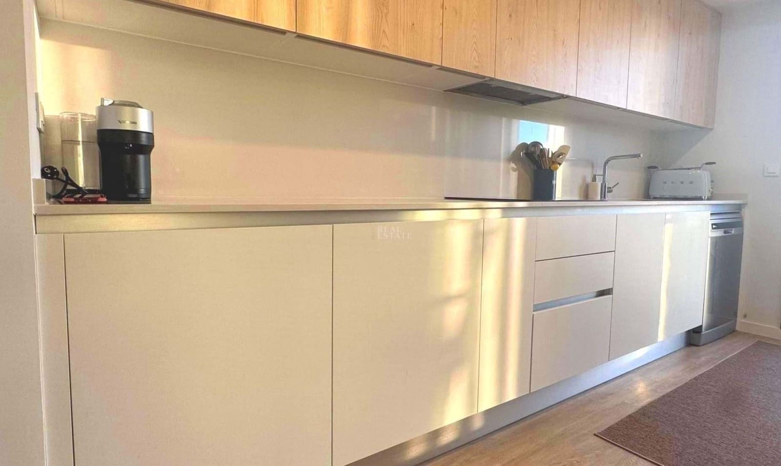 3 makuuhuone Huoneisto myytävänä paikassa Alicante kaupunki mukana uima-altaan 
autotalli - 425 000 € (Ref: 9386649)