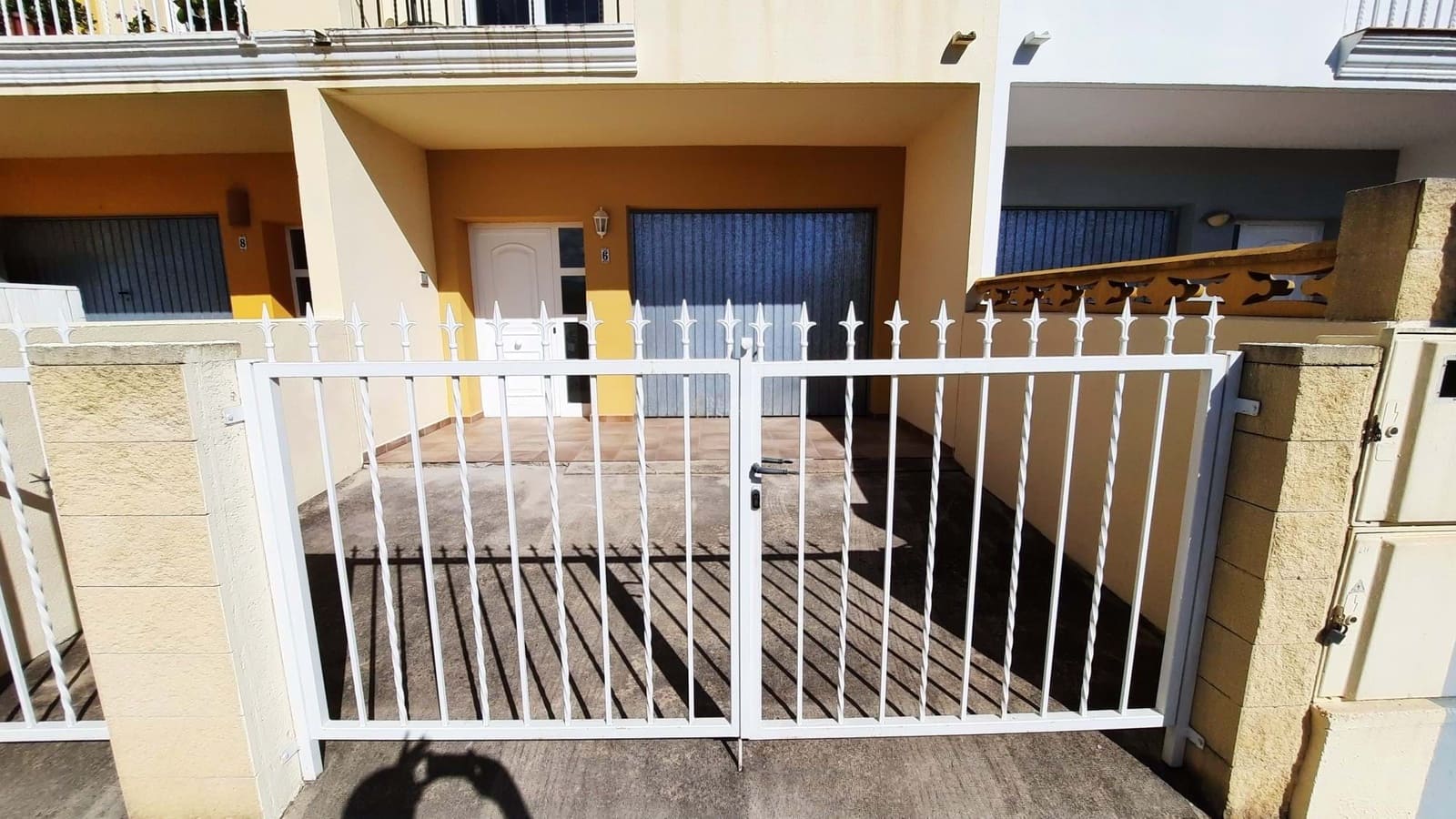 3 makuuhuone Omakotitalo myytävänä paikassa Beniarbeig mukana 
autotalli - 225 000 € (Ref: 9400014)